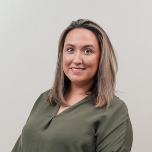 /media/knxpwtrz/karen-usmani.jpg?rxy=0.5225563909774437,0.37593984962406013&v=1dc3d5f961be430