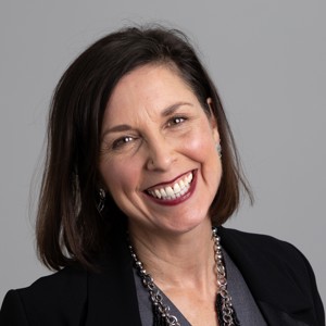 /media/ufcpea1e/lyn-paxman-miol-v2.jpg?v=1dc47485b711fb0